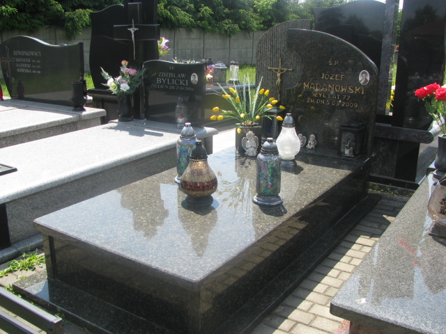 Grób Stanisława Madanowska
