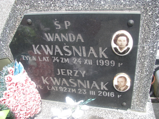 Wanda Kwaśniak Zaborów - Grobonet - Wyszukiwarka osób pochowanych