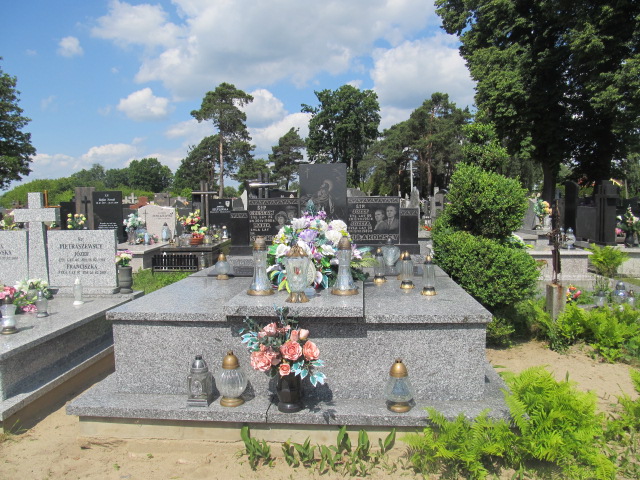 Grób Józef Kułakowski