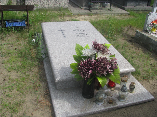 Grób Marian Wach